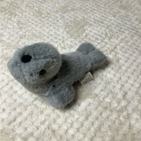 Little Baby Grey Plush Seal Stuffed Animal Toy - Picture 3 of 7